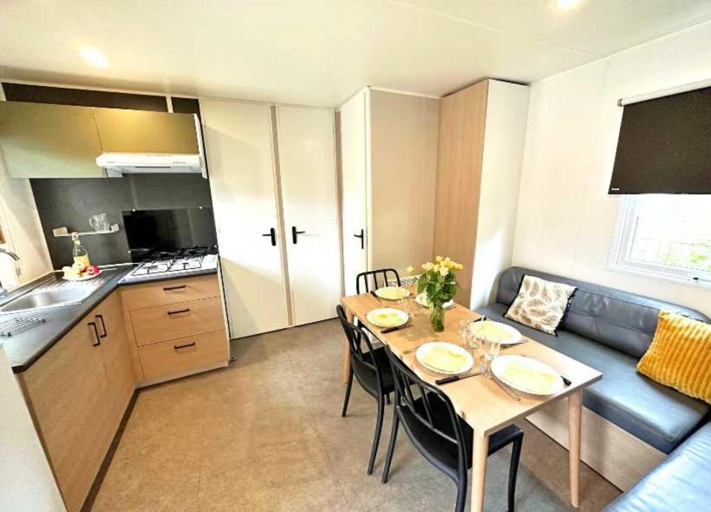 Camping 4 Etoiles - Parc Aquatique - Eei0Fi Saint-Georges-d'Oleron Ngoại thất bức ảnh