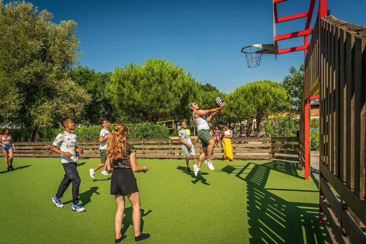 Camping 4 Etoiles - Parc Aquatique - Eei0Fi Saint-Georges-d'Oleron Ngoại thất bức ảnh